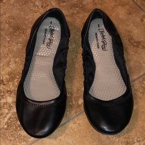 Black Women Flats